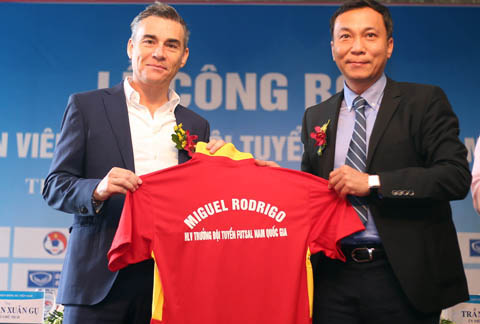 HLV Miguel Rodrigo tự tin đưa ĐT Futsal Việt Nam trở lại World Cup HLV Miguel Rodrigo tự tin đưa ĐT Futsal Việt Nam trở lại World Cup