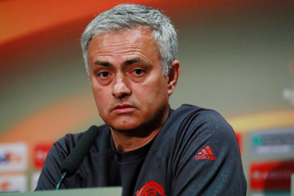 HLV Mourinho được cho là đang tính đường rời MU HLV Mourinho được cho là đang tính đường rời MU