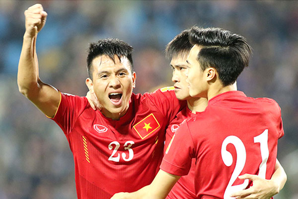 Chấn thương diễn biến phức tạp đang đe dọa sự nghiệp của Đình Hoàng bóng đá Việt Nam, tin tức bóng đá Việt, V-League, tin tức V-League, ĐT Việt Nam, Đình Hoàng