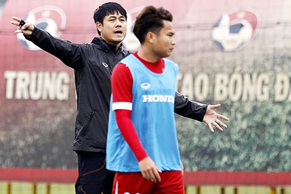 Phi Sơn và HLV Hữu Thắng từng làm việc với nhau nhiều lần ở cả cấp độ CLB lẫn ĐTQG Tin bóng đá Việt Nam, Phi Sơn, Hữu Thắng, TP.HCM, tin bóng đá Việt, V-League