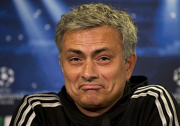 HLV Mourinho khuyên Ajax nên ở nhà Mourinho, Mu vs Ajax, Chung kết Europa League, đấu khẩu