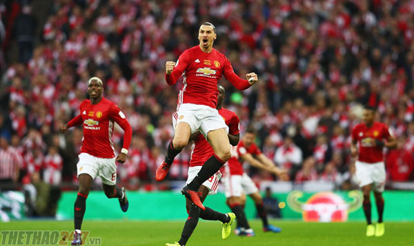 Ibrahimovic tỏa sáng rực rỡ mang về chiến thắng cho MU mu 3-2 southampton, ket qua mu 3-2 southampton, ti so mu 3-2 southampton, mu, southampton, chung ket cup lien doan anh, cup lien doan anh
