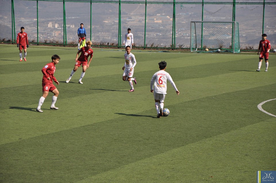 U17 HAGL đã bị cắt đứt mạch trận bất bại trên đất Hàn Quốc U17 HAGL, U17 HAGL thua, U17 HAGL tap huan, Hàn Quốc, HLV Graechen