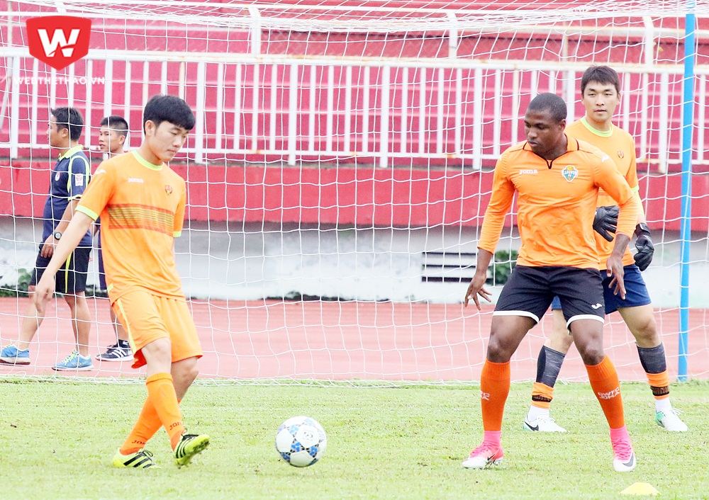 Xuân Trường có thể đá chính trong trận đấu chiều nay. Ảnh: Webthethao gangwon vs tphcm, xuan truong, kleague, dt viet nam, vong loai asian cup 2019