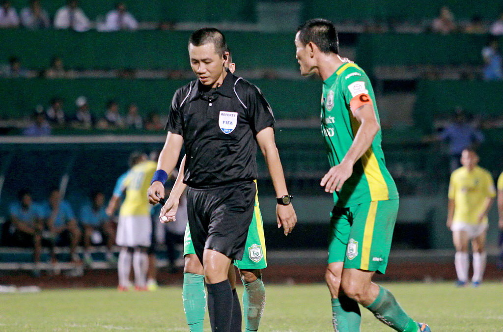 Chí Công nổi tiếng với lối chơi quyết liệt Thái Quý, Chí Công, Ha Noi, XSKT Can Tho, vleague, vff, ban ki luat vff