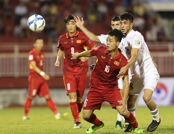 ĐTVN mang sức sống và khát khao của tuổi trẻ doi tuyen Viet Nam, HLV Huu Thang, Cong Phuong, Xuan Truong, Van Quyet, Quang Hai, vong loai asian cup, sea games