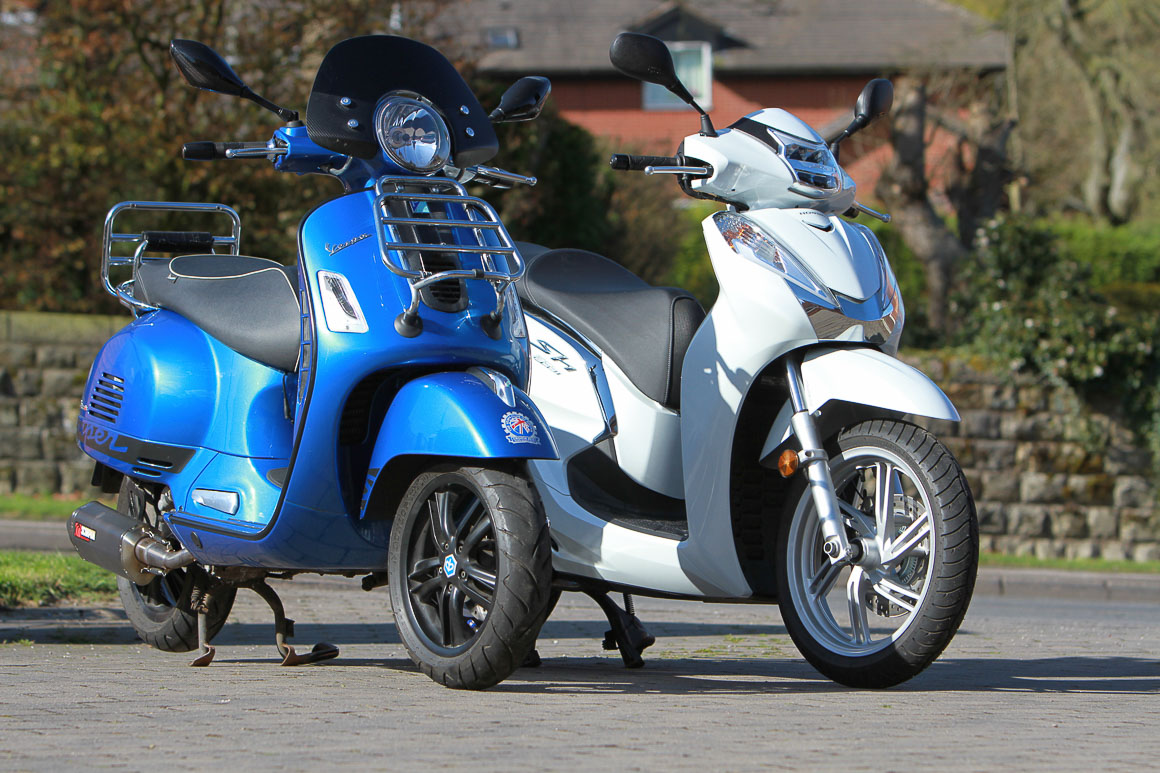 Liệu Vespa Gts 300 Có Cửa Nào Khi đấu Với Honda Sh300i