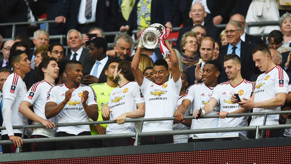 Trong số các đội bóng đá tứ kết FA, MU là người hưởng lợi nhiều nhất MU, tin tuc MU, FA, FA Cup, thay nguoi, luat thay nguoi