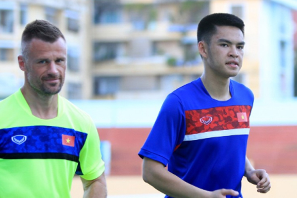 Tony Tuấn Anh thừa nhận các cầu thủ U20 Việt Nam đủ khả năng cạnh tranh tại nơi anh đang thi đấu Filip Nguyễn, Việt Nam, ĐTQG Việt Nam, Văn Thanh, Văn Thanh sang châu Âu, HAGL, tin tức HAGL, Tony Tuấn Anh