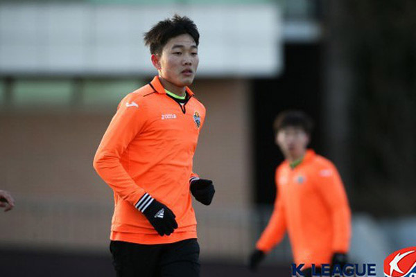 Xuân Trường cần thêm thời gian để hồi phục Xuân Trường, Lương Xuân Trường, Gangwon FC, K-League 2017, Xuân Trường chấn thương