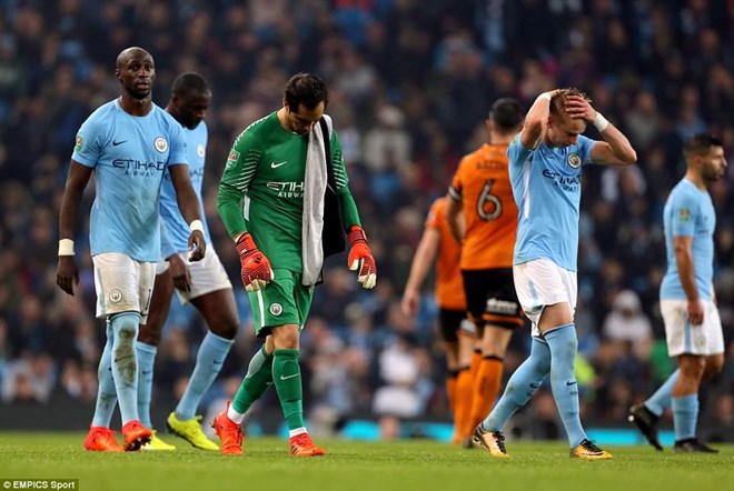 Man City nhọc nhằn thắng Wolves dù 'phạm luật' Man City, Arsenal, tin tức League Cup, MU