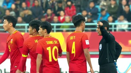 U23 Qatar 2 trận liên tiếp được thi đấu hơn người U23 Việt Nam, U23 Trung Quốc, U23 Việt Nam vs U23 Qatar, U23 châu Á 2018