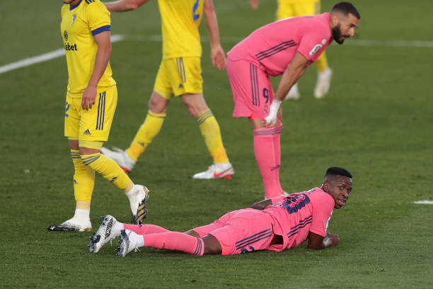 Trực tiếp Real Madrid 0-1 Cadiz: Dồn lực tấn công Ảnh 1