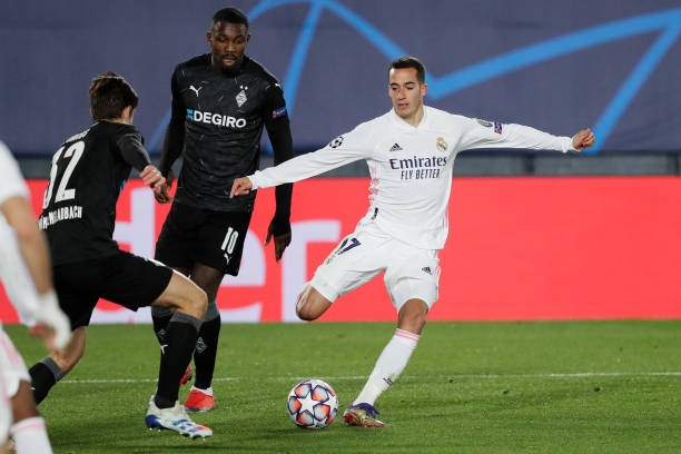 Live Real Madrid 2-0 M'Gladbach: Kendalikan pertandingan Foto 1