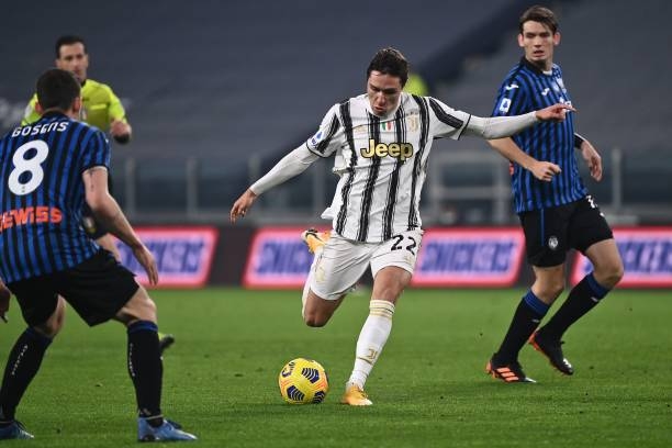 Ronaldo gagal mengeksekusi penalti, menyebabkan Juve kehilangan poin dari Foto 1