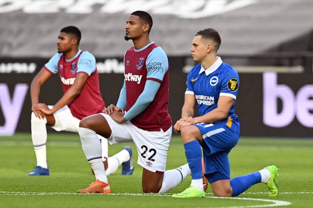 West Ham live 0-0 Brighton: Welbeck hadir dengan Sanchez Foto 1
