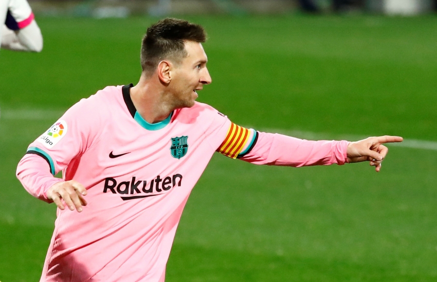 Messi dengan jujur membagikan masa depannya di Barca Foto 1