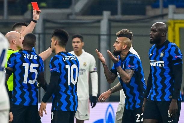 Direct Inter Milan 0-1 Real Madrid: Kartu Merah! Foto 1