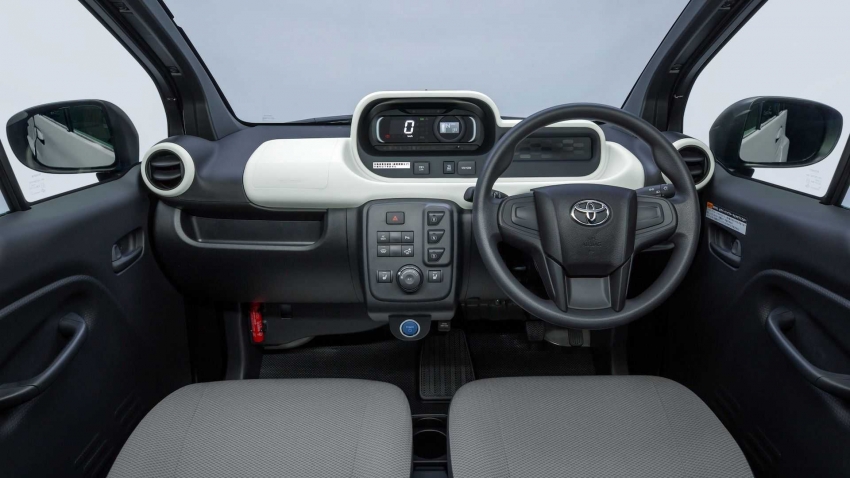 toyota cpod ra mat gia ngang hyundai grand i10 093512 4