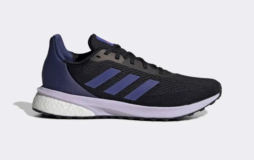 Giày thể thao Adidas nữ giảm giá hấp dẫn nhất trong tháng 9