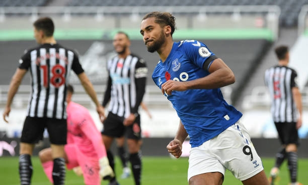 Newcastle 2-1 Everton: Calvert-Lewin shortened Photo 1