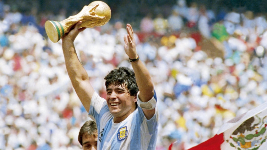 Berita sepak bola PANAS 26/11: FIFA menggunakan nomor 10 untuk menghormati Maradona? Foto 1