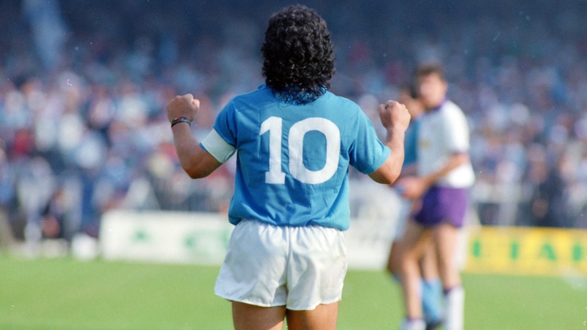 Berita sepak bola PANAS 26/11: FIFA menggunakan nomor 10 untuk menghormati Maradona? Foto 1