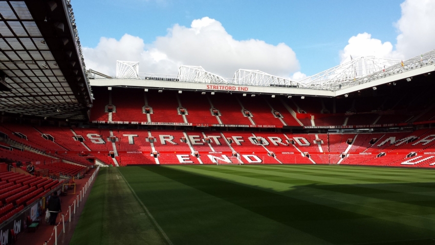 HOT Football News 5/12: MU mengeluarkan pengumuman kunci Foto 1
