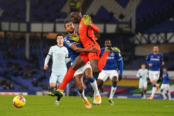 Chelsea kalah dari Everton dengan kesalahan 'fatal' dari E. Mendy Foto 1