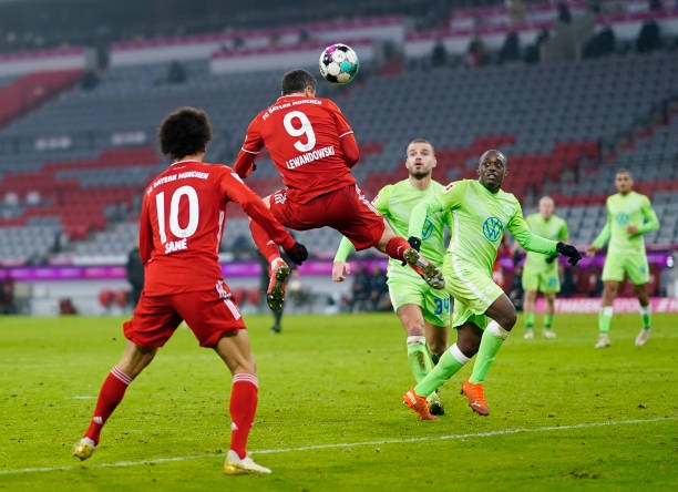 Lewandowski tỏa sáng mang về chiến thắng cho Bayern Munich Ảnh 1
