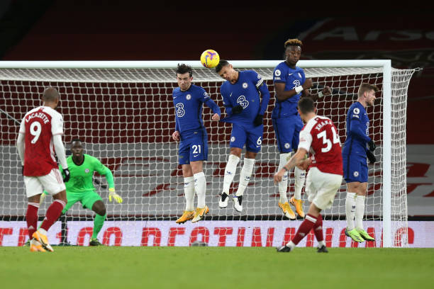 Direct Arsenal 2-0 Chelsea: Tim tuan rumah menguasai Foto 1