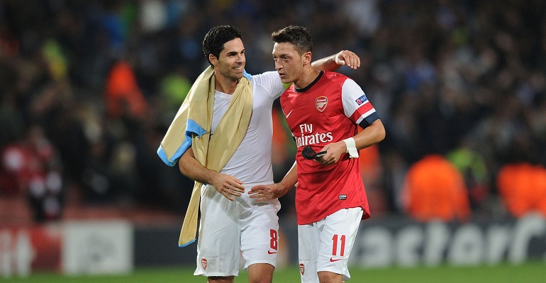 Liga Premier, Arsenal, Arteta, Ozil