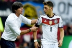 HLV ĐT Đức đến tận sân thuyết phục Mesut Ozil trở lại HLV ĐT Đức đến tận sân thuyết phục Mesut Ozil trở lại