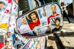 'Fan cuồng' World Cup - Dán kín xe bằng 15.000 miếng dán hình cầu thủ