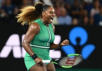 Serena Williams dễ dàng đánh bại “hoa khôi tennis” Bouchard Serena Williams dễ dàng đánh bại “hoa khôi tennis” Bouchard