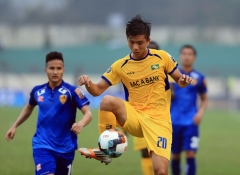 Van Duc travels to Singapore for surgery, and spends one year to recover