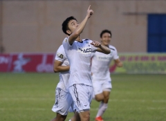 Xuan Truong sets the first record in his professional career