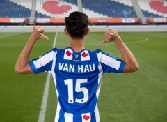 Van Hau to miss his debut in Ajax Amsterdam match