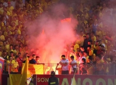 Hanoi FC gets stadium ban, fine of 3,700 USD