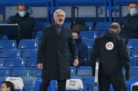 Cavani đối diện án phạt sau chiến thắng của MU | Ngoại hạng Anh 