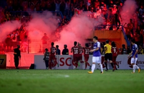 Hanoi FC apologizes for flare shooting incident Hanoi FC apologizes for flare shooting incident