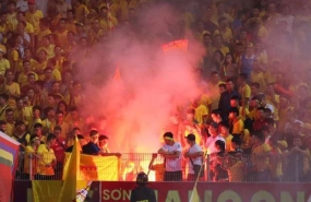 Hanoi FC gets stadium ban, fine of 3,700 USD Hanoi FC gets stadium ban, fine of 3,700 USD