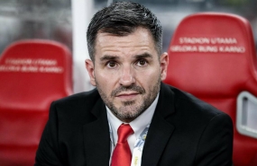 Indonesia to sack Simon McMenemy after 2022 World Cup qualifying match against Vietnam Indonesia to sack Simon McMenemy after 2022 World Cup qualifying match against Vietnam