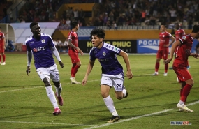 Van Quyet shines, Hanoi FC crowns National Cup Champions Van Quyet shines, Hanoi FC crowns National Cup Champions