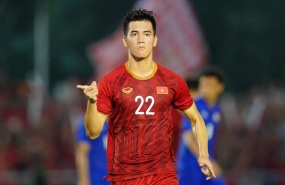 Tien Linh: 'Many are under presure to take penalty kick, but not me' Tien Linh: 'Many are under presure to take penalty kick, but not me'