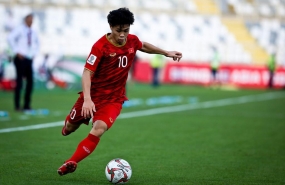 Breaking: Ho Chi Minh city FC reachs signs contract with Cong Phuong Breaking: Ho Chi Minh city FC reachs signs contract with Cong Phuong