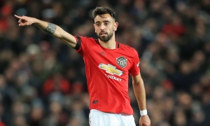 Bruno Fernandes ví mình với 'bom xịt' của MU Bruno Fernandes ví mình với 'bom xịt' của MU