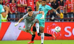 VIDEO: Muangthong thất bại trong ngày Văn Lâm trở lại VIDEO: Muangthong thất bại trong ngày Văn Lâm trở lại