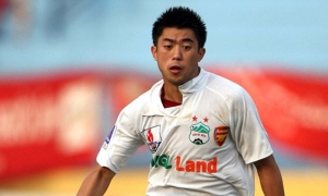 Lee Nguyễn: ‘Trải nghiệm tại V-League thật không dễ dàng’ Lee Nguyễn: ‘Trải nghiệm tại V-League thật không dễ dàng’