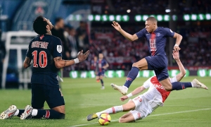 Vô địch Ligue 1, dàn sao PSG 'quẩy' tung phòng thay đồ Vô địch Ligue 1, dàn sao PSG 'quẩy' tung phòng thay đồ